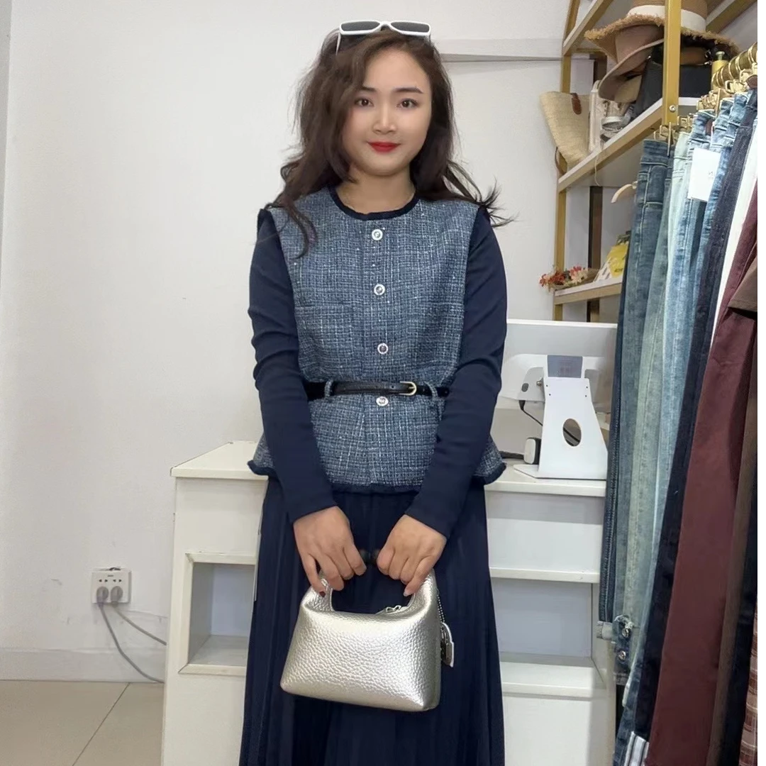 秋季气质小香套装时尚显瘦