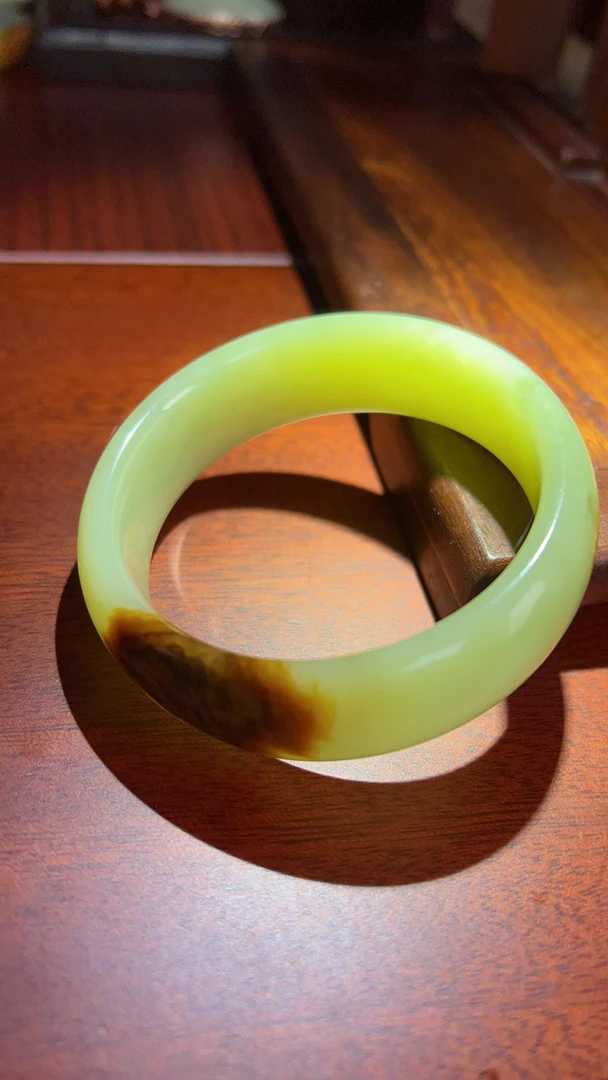 透闪石河磨玉手镯