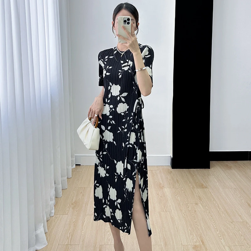 连衣裙女2023新款夏季薄款高端印花褶皱优雅气质通勤时尚长裙