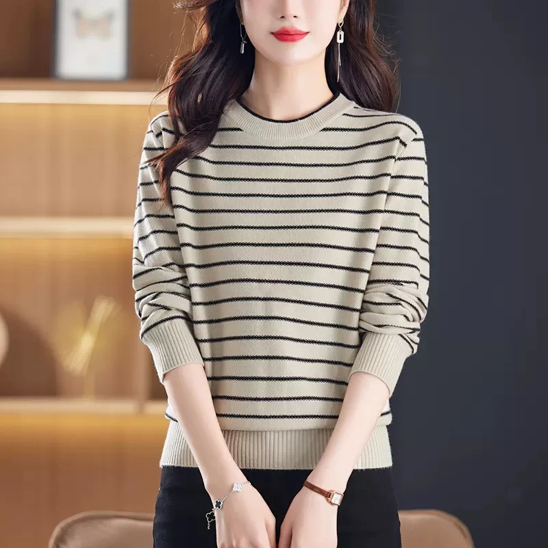 针织衫条纹上衣女装秋季2023新款长袖简约薄款妈妈圆领毛衣打底衫