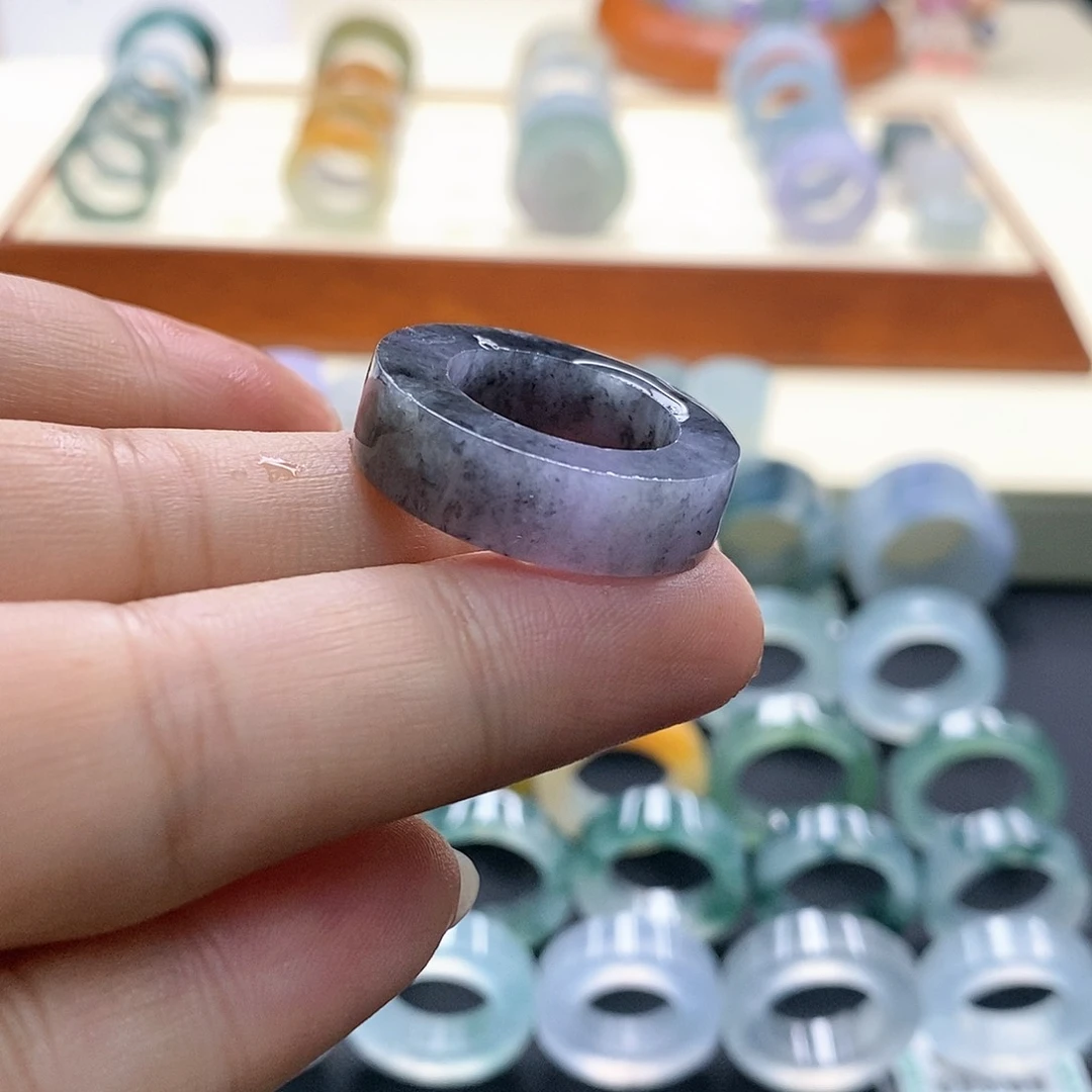 定制翡翠未镶嵌翡翠戒圈