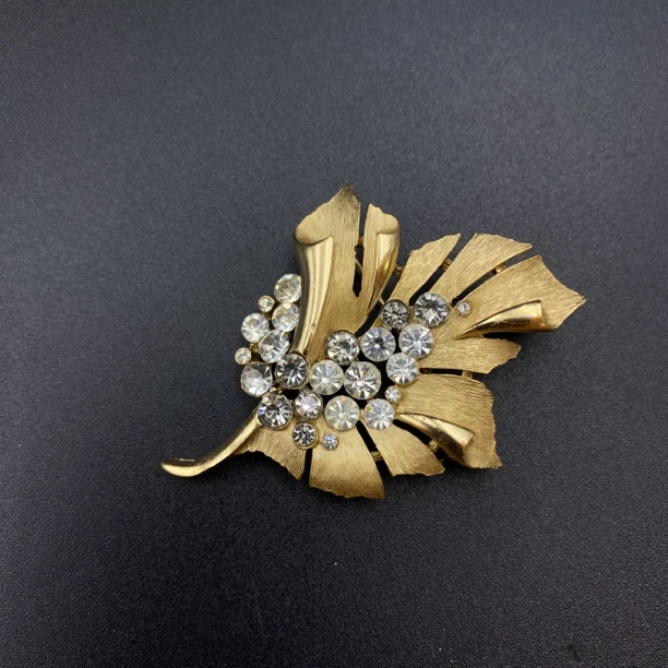 合金胸针 LL 中古首饰vintag 翠法丽Trifari胸针