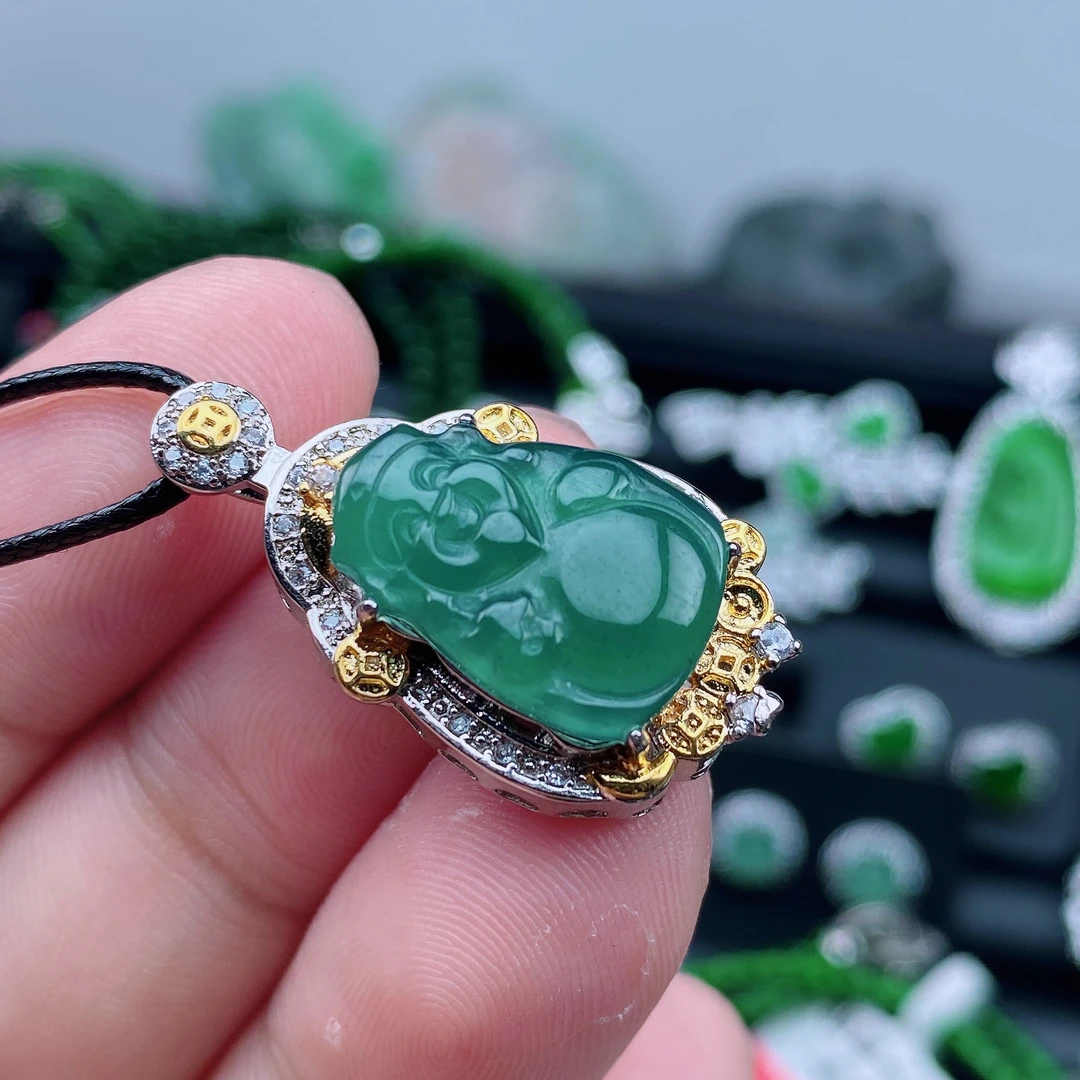 天然翡翠A货冰种满色财神吊坠气质精美高冰冰绿时尚精雕素款满绿