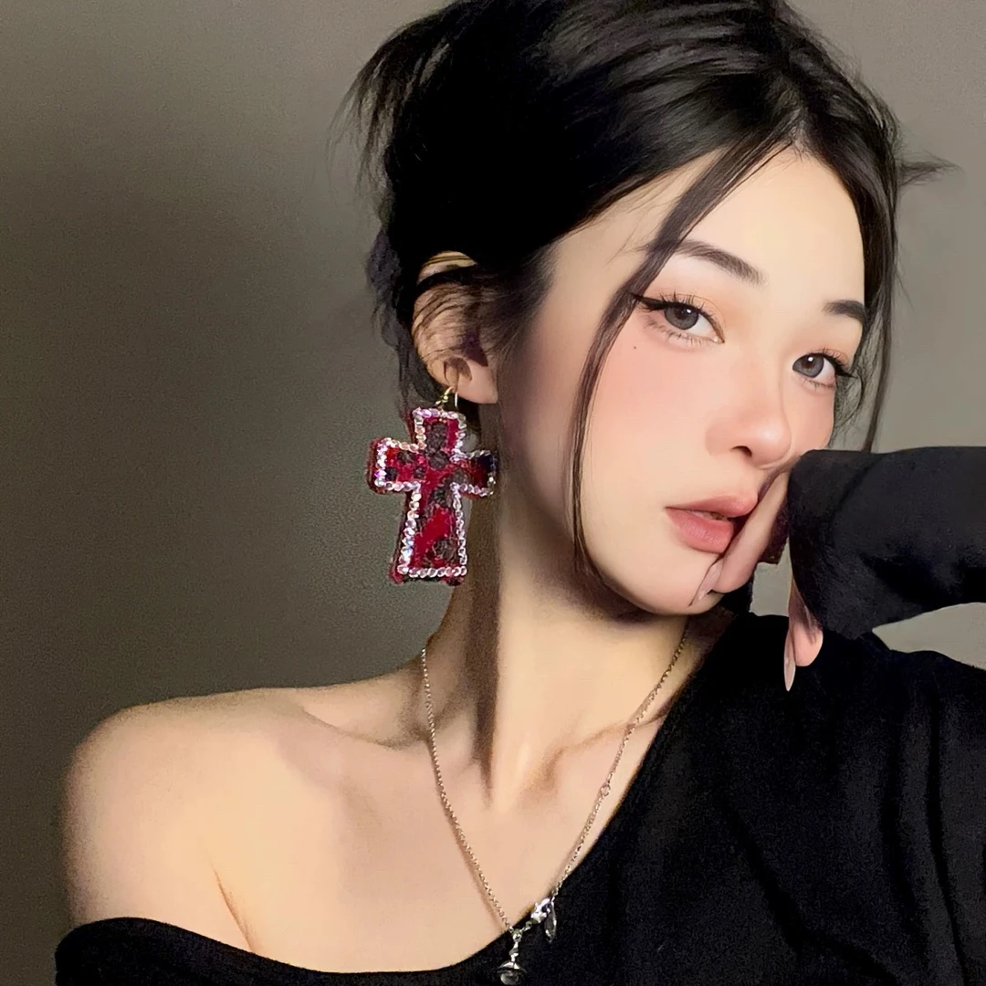 合金布艺耳饰 欧美复古红色豹纹十字架耳环辣妹y2k小众夸张耳饰
