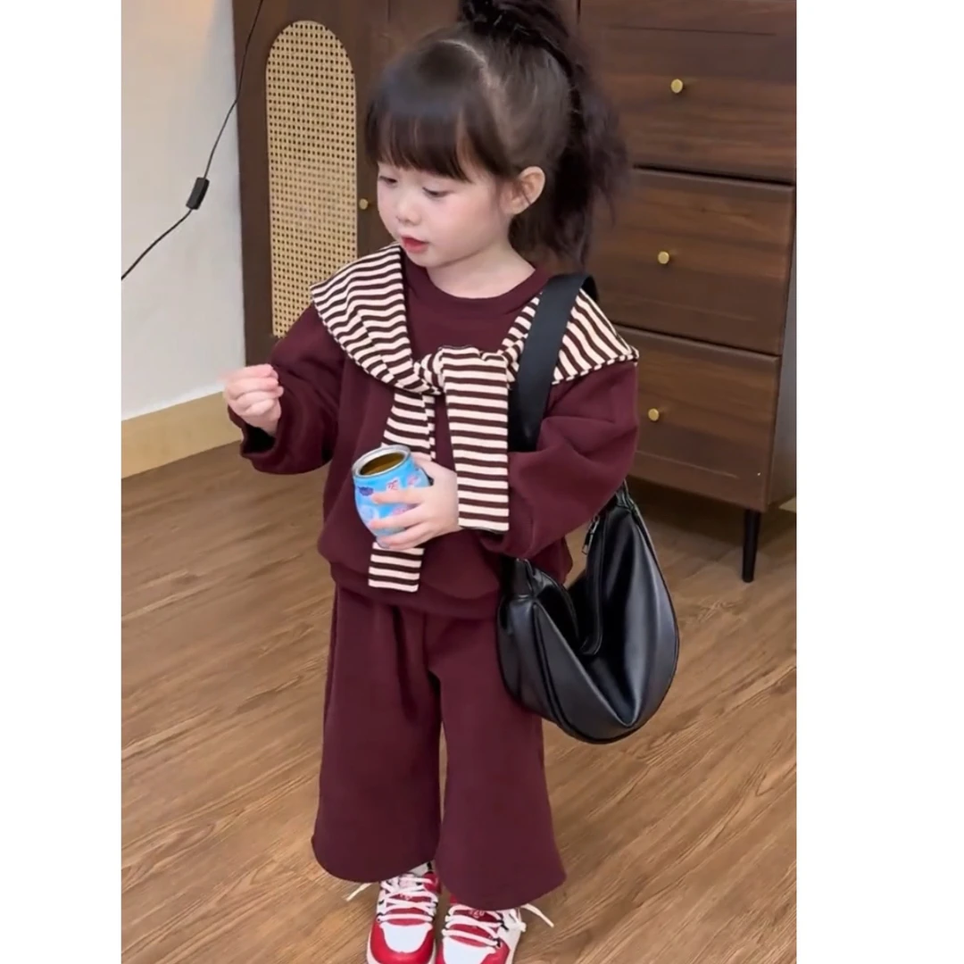【奶芙家】穿搭小博主！男女童加绒洋条纹披肩卫衣阔腿裤两件套