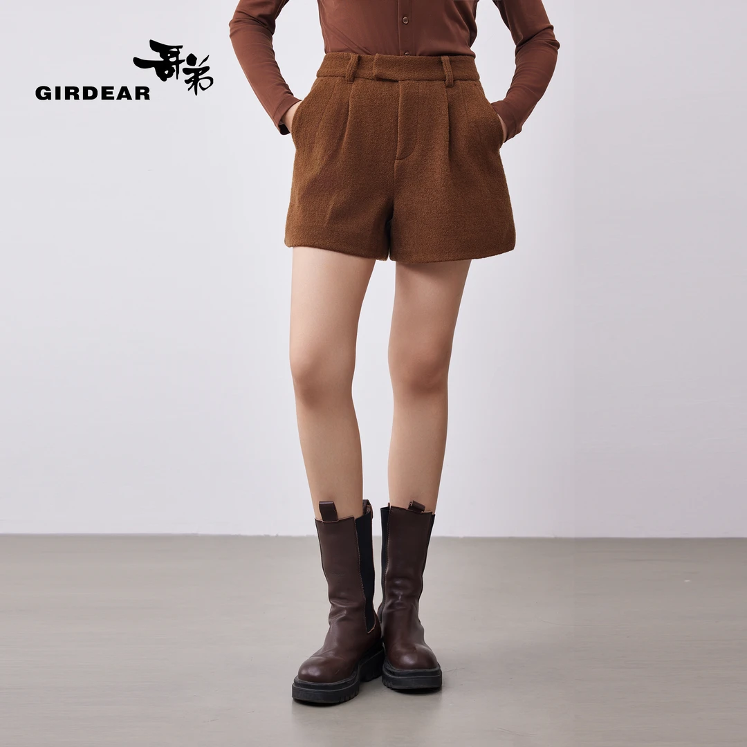 GIRDEAR/哥弟复古气质中高腰微A版毛料香风短裤1100529-4239933-0