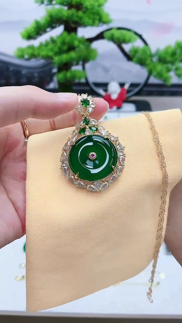 【闪购商品】玛瑙/玉髓吊坠(赠链)合金颜色微差 纹路随机