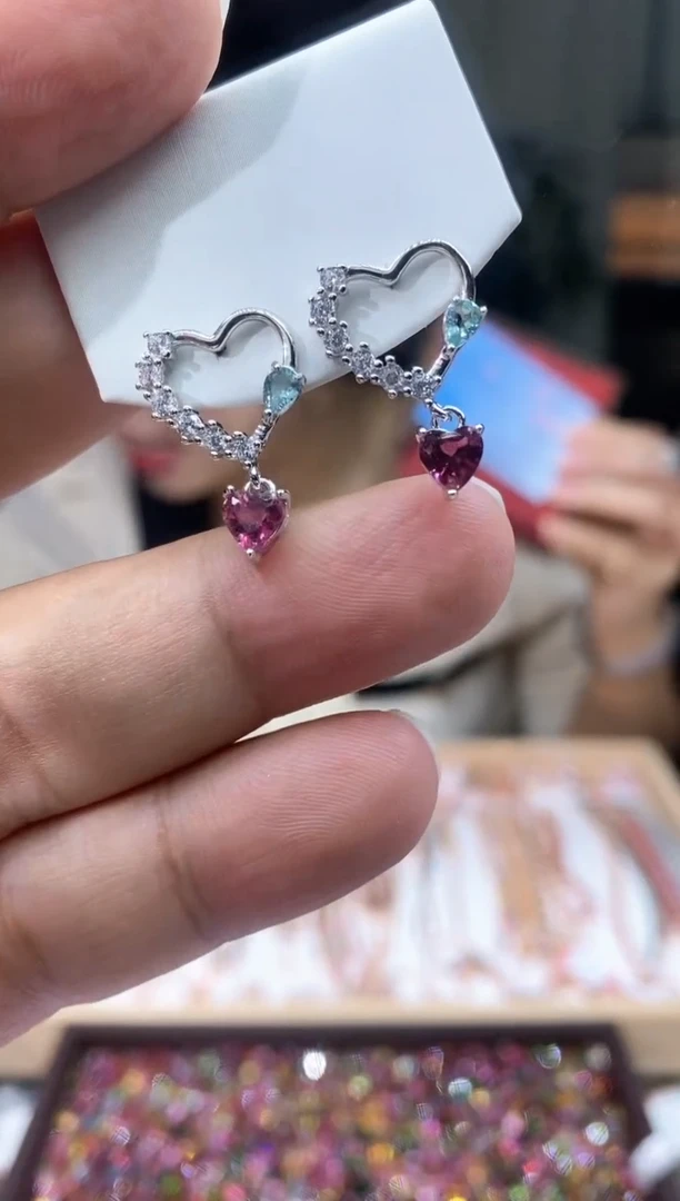 【闪购商品】碧玺耳钉银S925镶嵌5