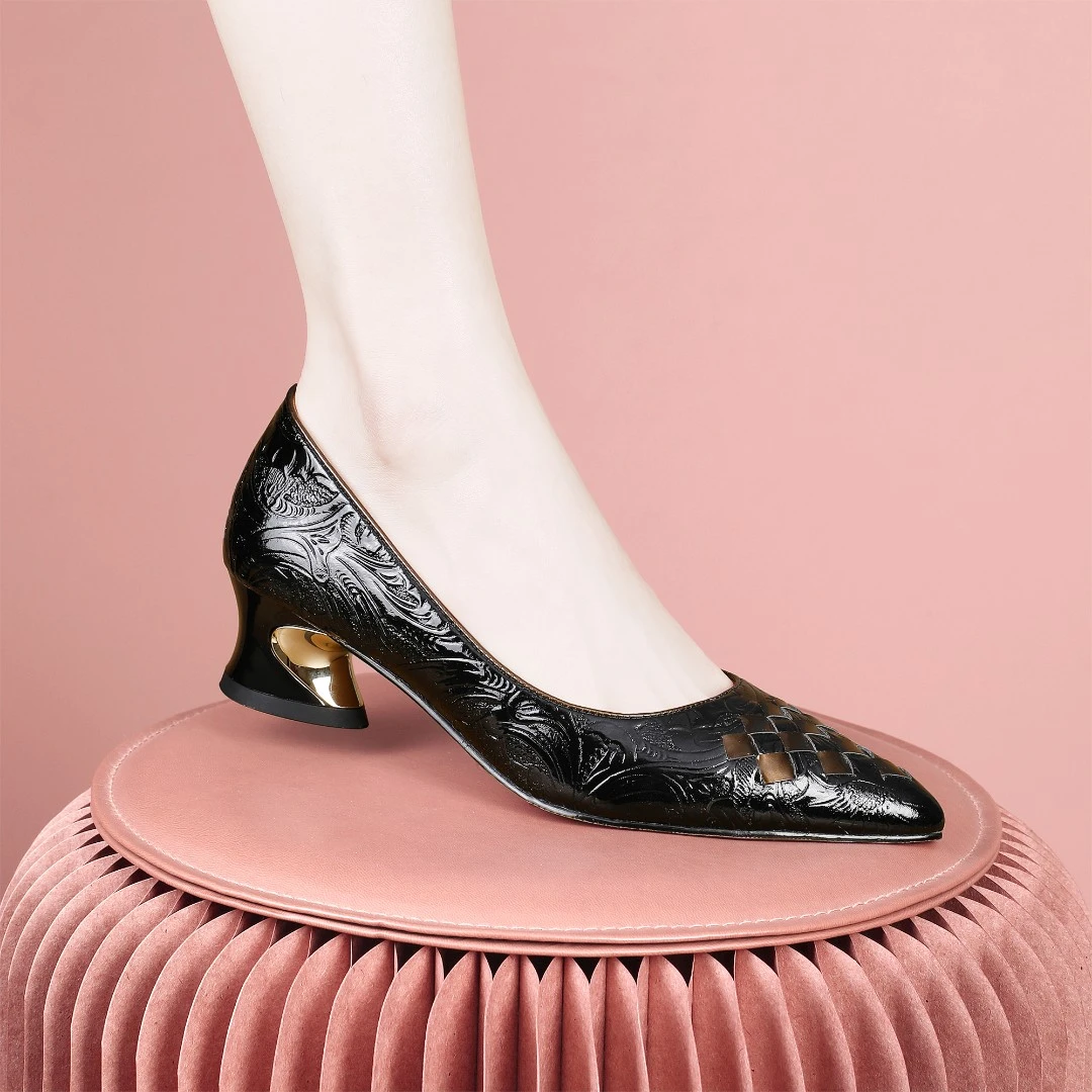 梵芮诗春秋新款漆皮尖头方块装饰时尚气质百搭款女粗跟单鞋 -1274