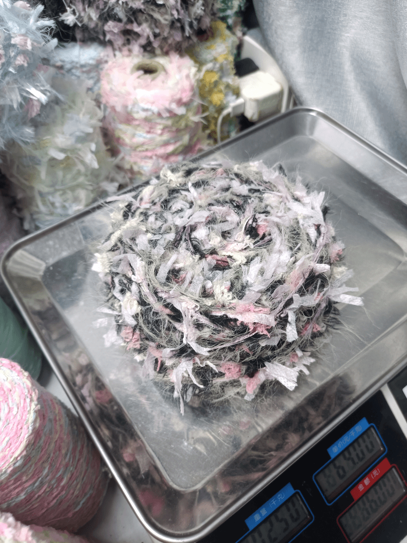 250克混线织衣服包包玩偶
