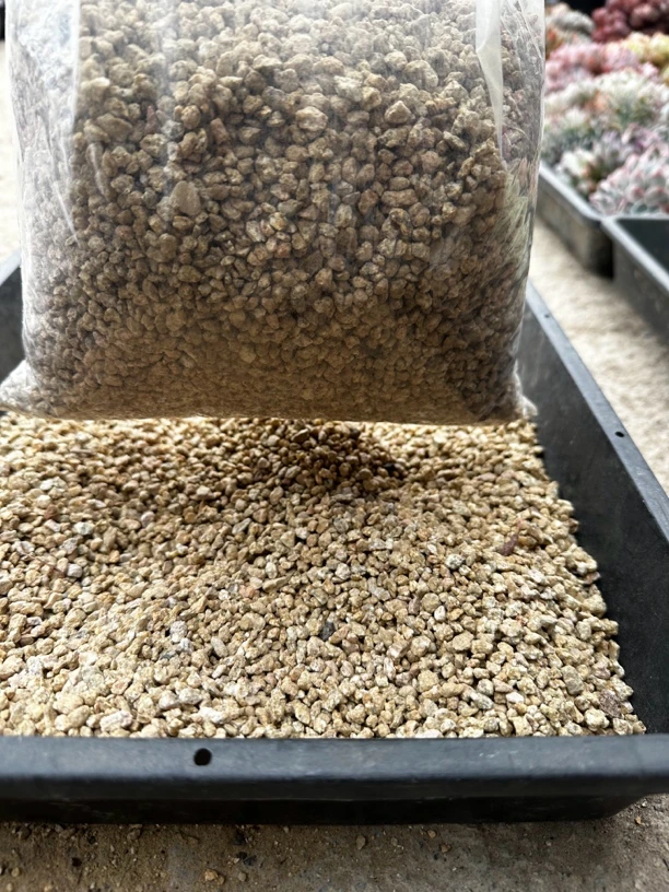 5斤装 黄金麦饭石  3-5mm