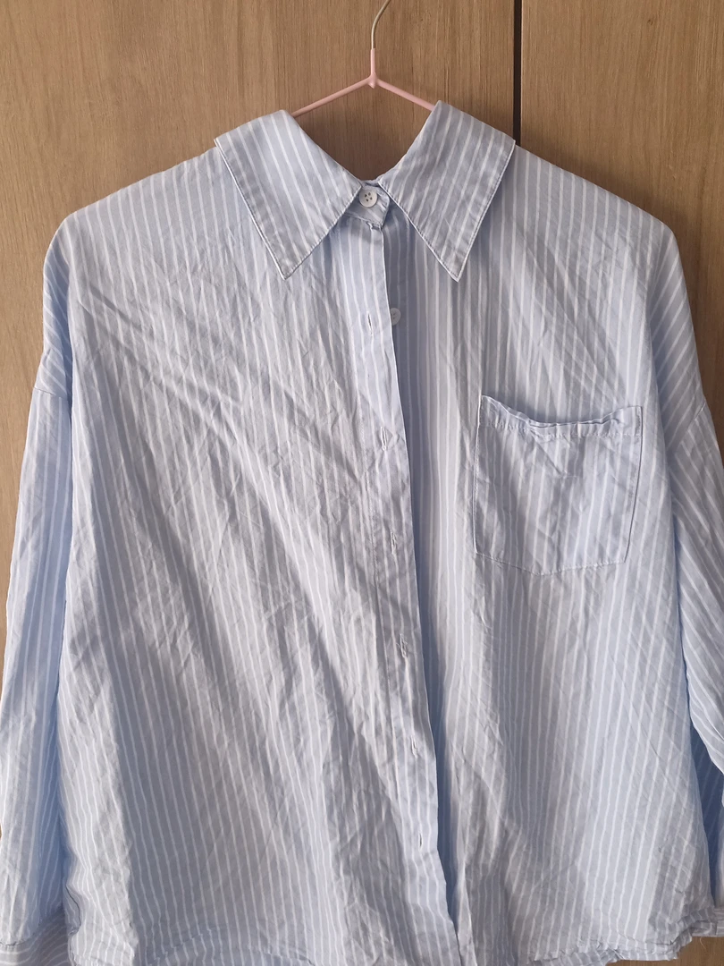 女士秋冬短款毛衣