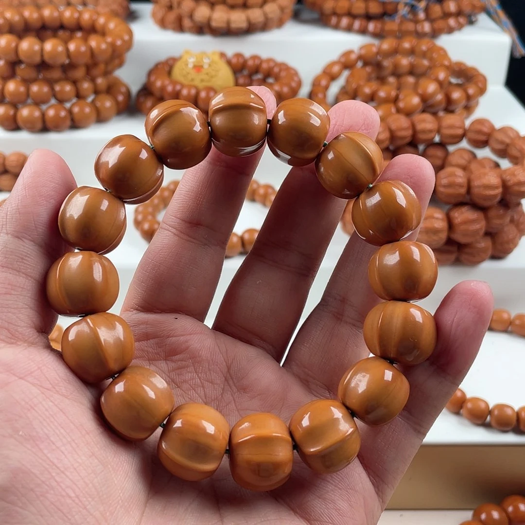 猴头核桃手串泛油龙岩大鲨鱼