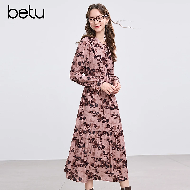 百图2025年春季新款连衣裙2411T83