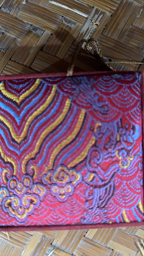 【闪购商品】26主播推荐男红手串一个