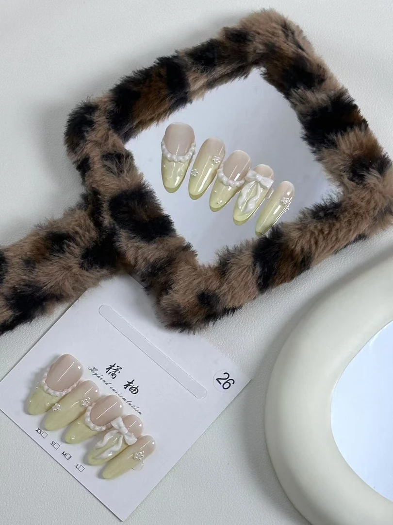 纯手工穿戴甲全尺码奶油小裙边猫眼繁花款简约 默认微瑕No退No换