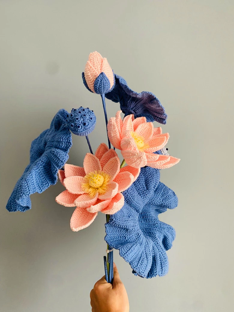 荷花~手工毛线钩织荷花一套成品/材料包荷花盆栽一束花的仪式感