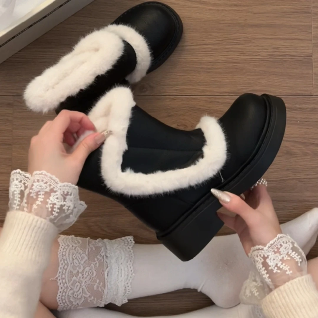 魔术贴新款短筒时尚2024年秋冬季马丁靴百搭棉鞋拼色休闲冬靴粗跟