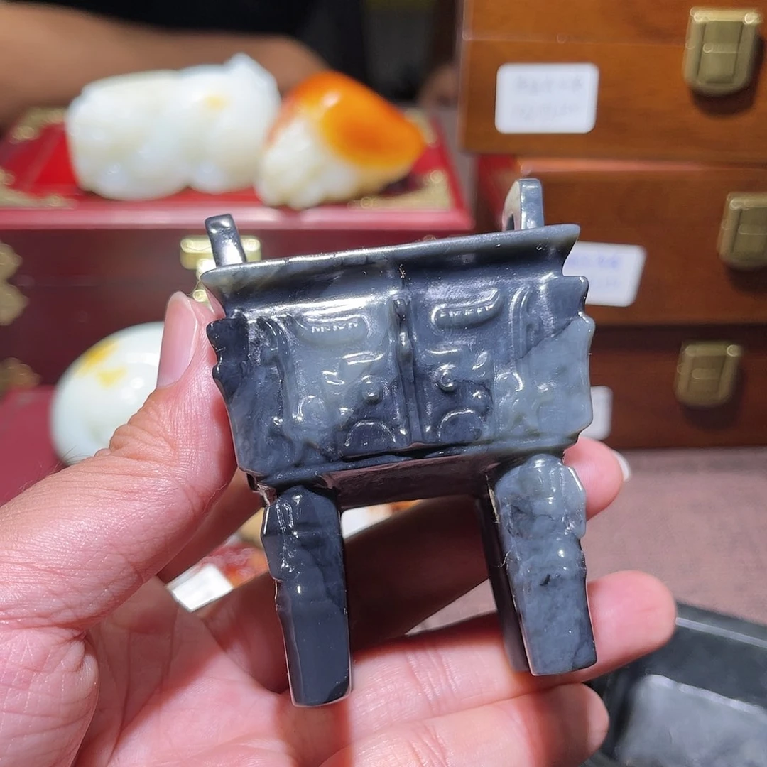 和田玉挂件未镶嵌