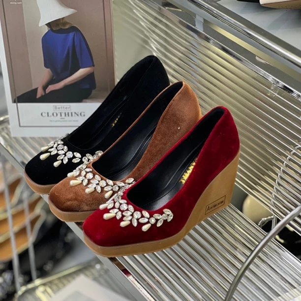 新疆2025气质舒适粗跟时尚百搭通勤厚底高跟鞋女鞋2024-10