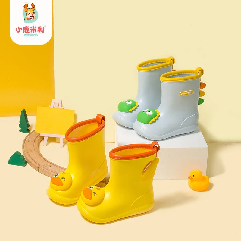 儿童雨鞋男宝女宝下雨外出小孩上学防水卡通防水鞋时尚