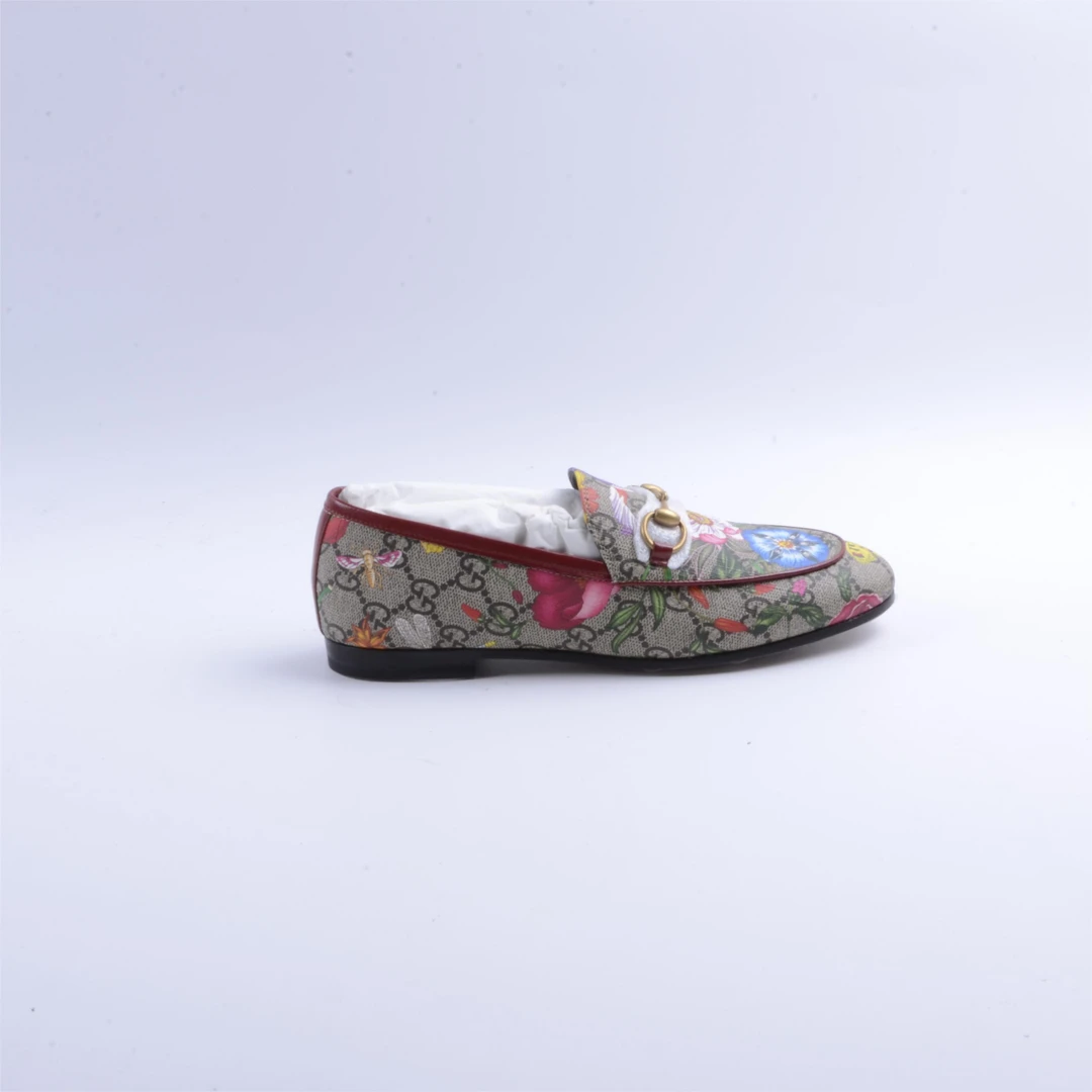 99新 GUCCI/古驰 Gucci蓝色花卉低跟皮质鞋35