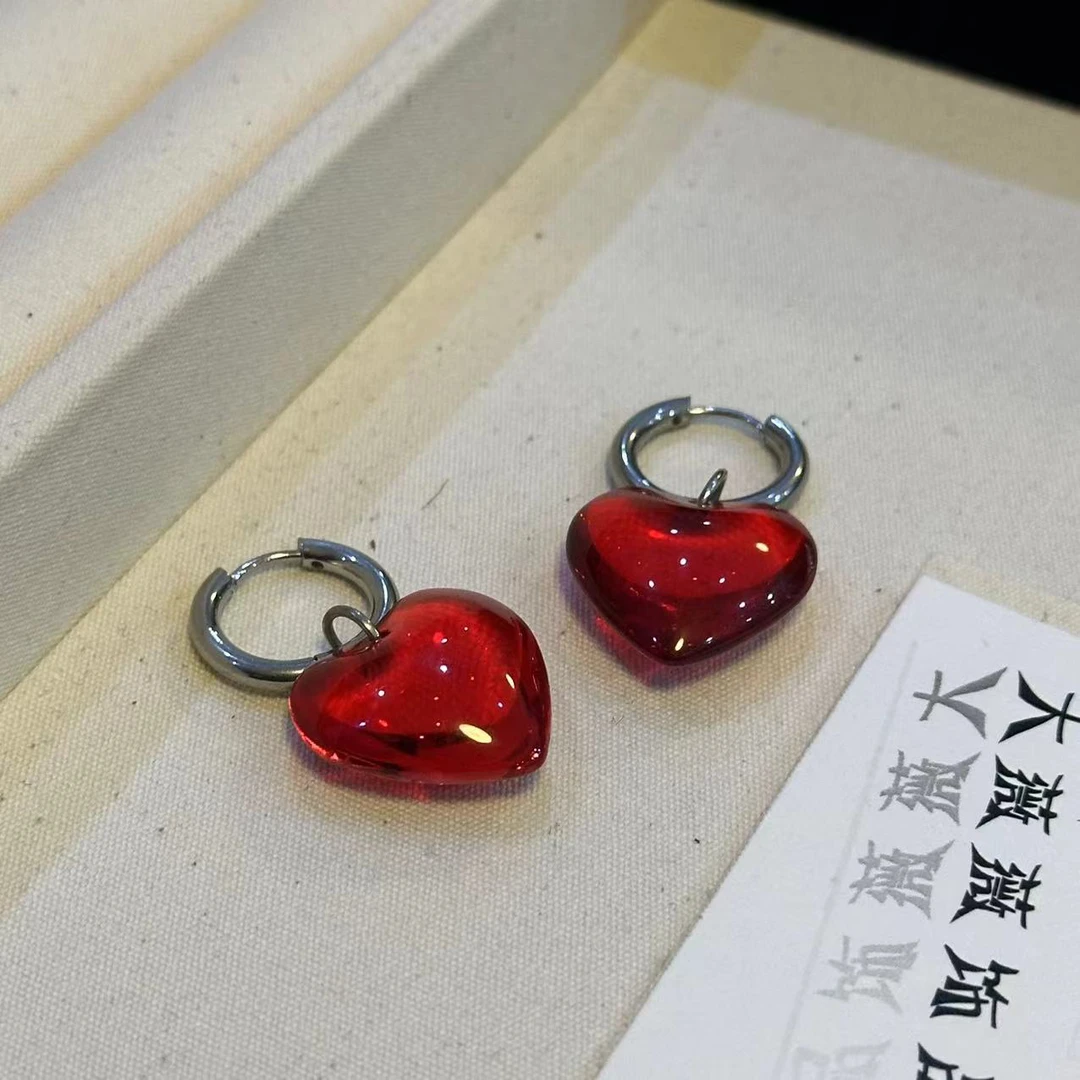 钛钢耳饰 红色爱心百搭耳扣-2395