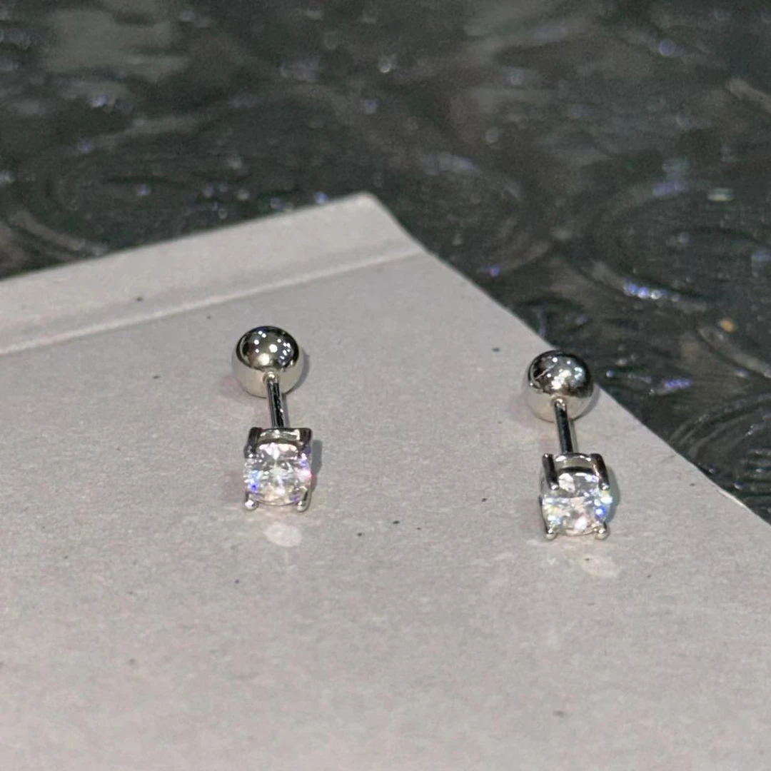 925银莫桑石耳饰 简约养耳洞耳钉-1950