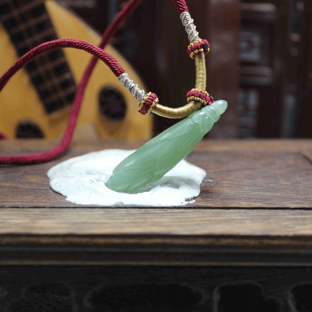 C和田玉--毛笔吊坠