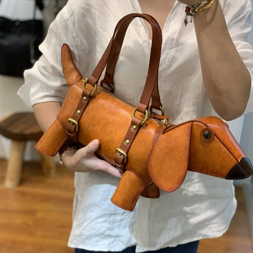 牛皮手工腊肠狗手提斜挎包棕色复古时尚真皮