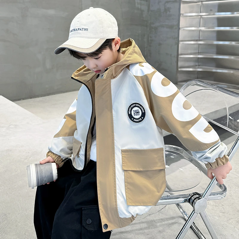 痞帅男童外套儿童春秋夹克2024新款中大童风衣春秋季薄款男孩上衣