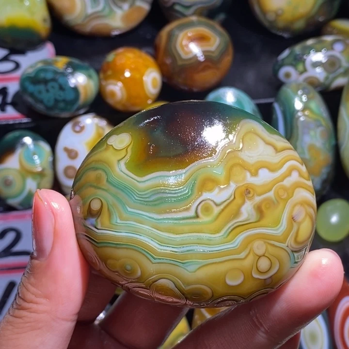 玛瑙/玉髓珠宝奇石未镶嵌