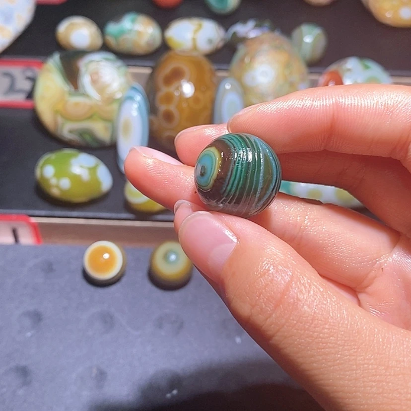 【闪购商品】玛瑙/玉髓珠宝奇石未镶嵌大*√