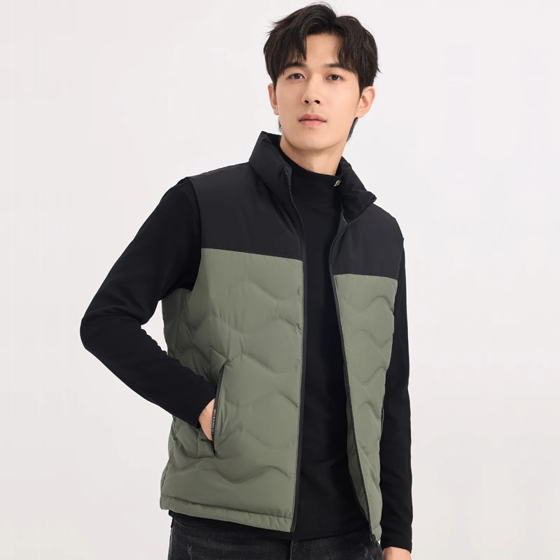 源头厂家新款冬保暖时尚运动保暖拼接多色立领短款情侣羽绒马甲男