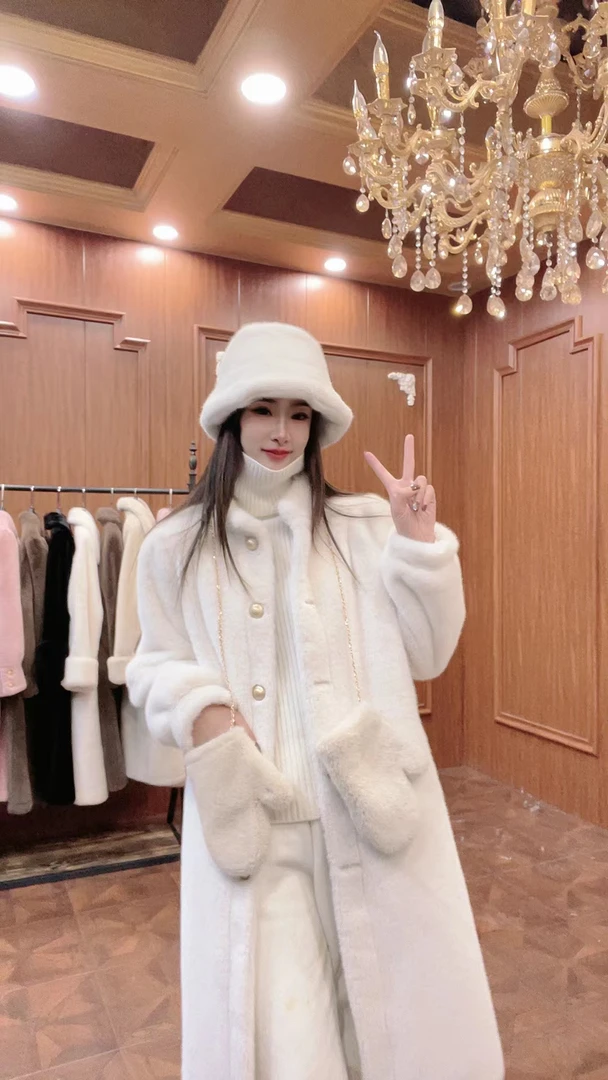 【DD.丹丹】“套装”秋冬气质百搭外套+渔夫帽+毛毛手套