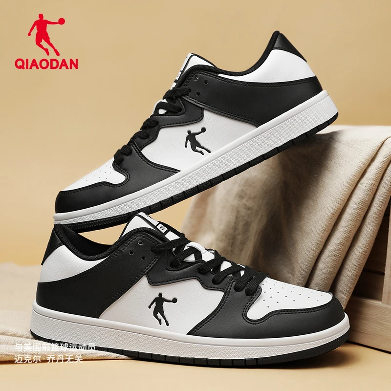 中国乔丹正品低帮板鞋男款休闲经典黑白熊猫面包鞋时尚潮流男鞋子