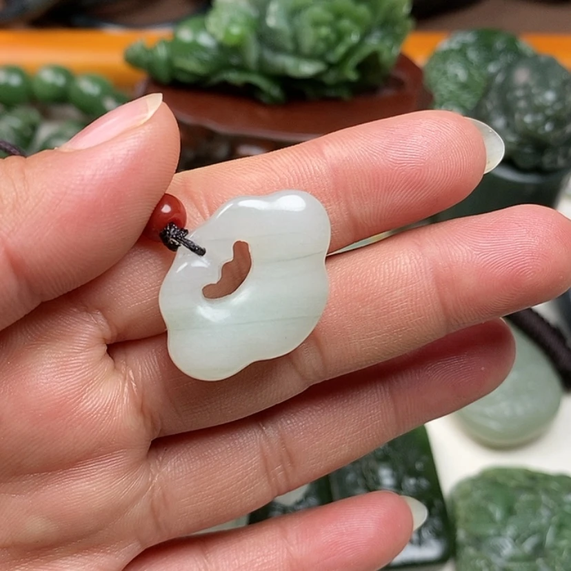 【闪购商品】和田玉颈饰未镶嵌蓝*