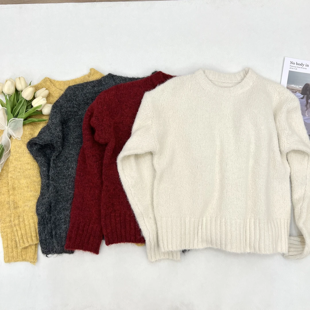 【叶子服饰】秋冬季新款时尚百搭温柔纯色打底衫毛衣0127