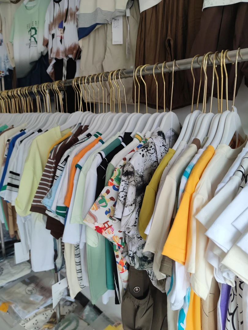 夏季新款儿童T恤孤品清仓