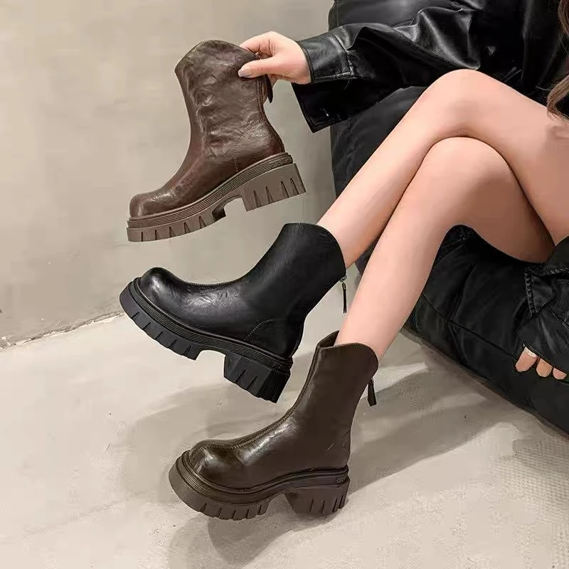 复古英伦风粗跟厚底V口瘦瘦马丁靴A2209