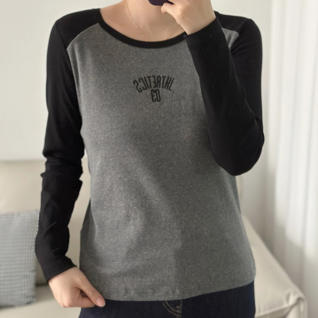 【NANA】休闲正肩刺绣撞色直角肩上衣女长袖圆领弹力打底衫A0413