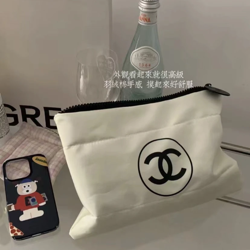 小香风化妆包收纳包大容量女士包包新款化妆包休闲ins便携洗漱包