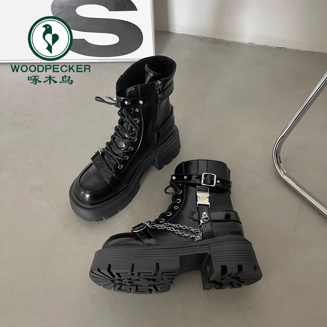 啄木鸟机车少女暗黑马丁靴潮酷ins高跟厚底增高短靴2025春秋单靴
