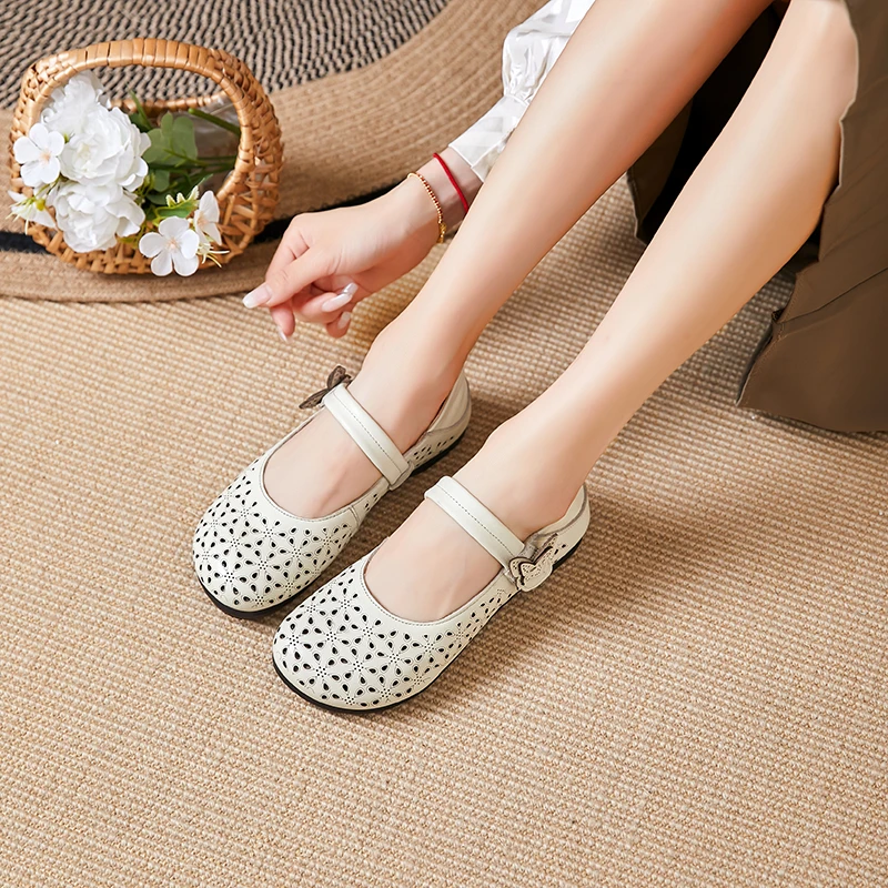 头层牛皮夏季真皮中老年鞋子女复古民族风妈妈鞋软底镂空透气凉鞋