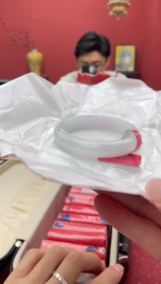 【闪购商品】翡翠手镯未镶嵌1手镯