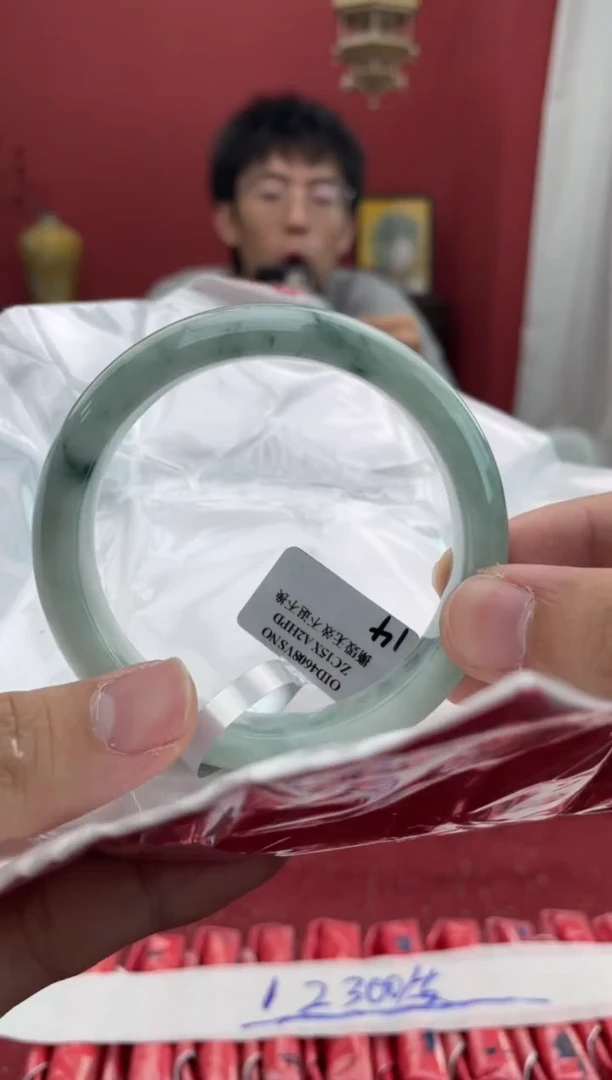 【闪购商品】翡翠手镯未镶嵌2手镯