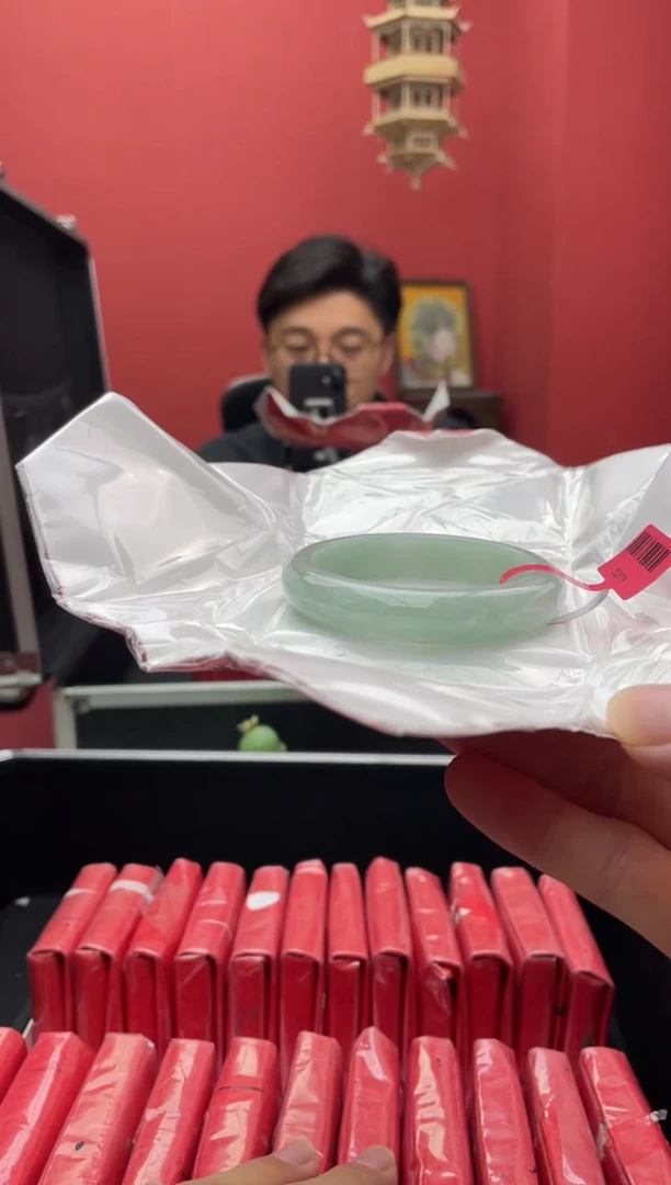 【闪购商品】翡翠手镯未镶嵌11手镯
