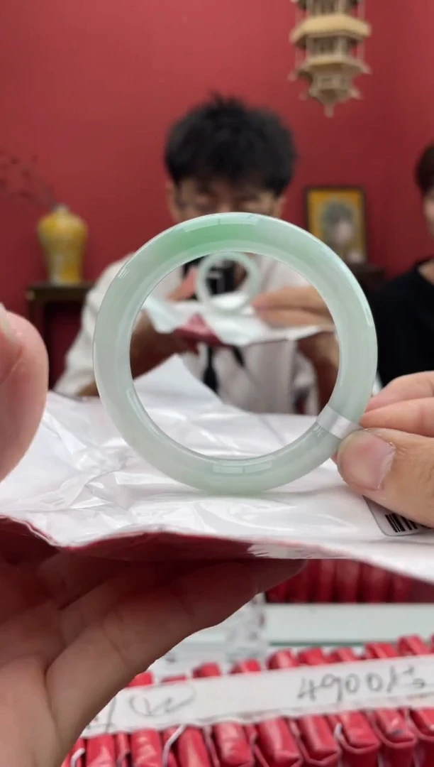【闪购商品】翡翠手镯未镶嵌1手镯
