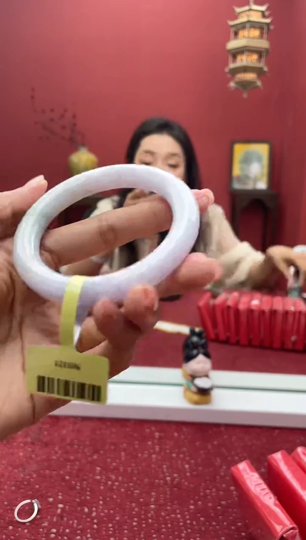 【闪购商品】翡翠手镯（圆镯）未镶嵌4手镯