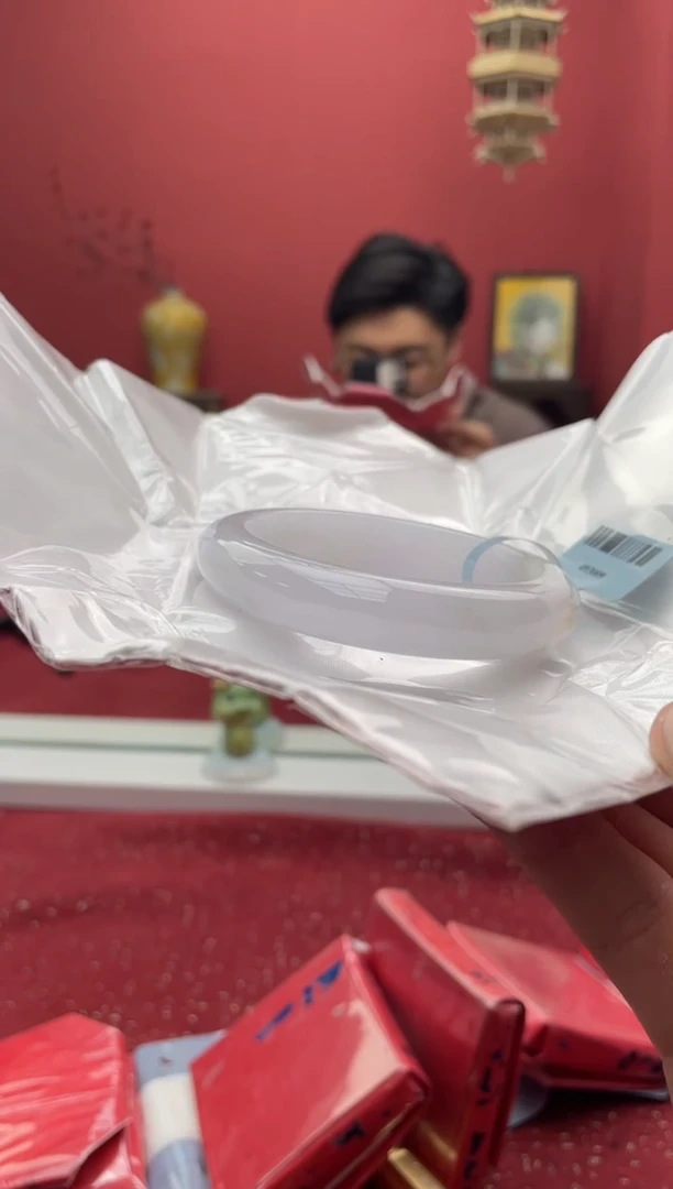 【闪购商品】翡翠手镯未镶嵌20手镯
